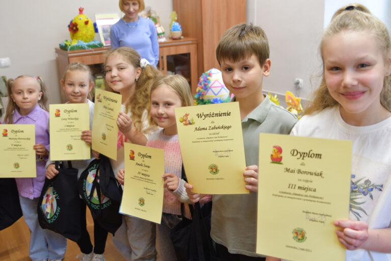 Zdjęcie konkurs - wielkanoc2 Odpadowe jajo Wielkanocne